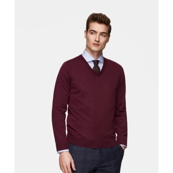 DAMAT Red V-Neck Knitwear - Picture 1 of 4